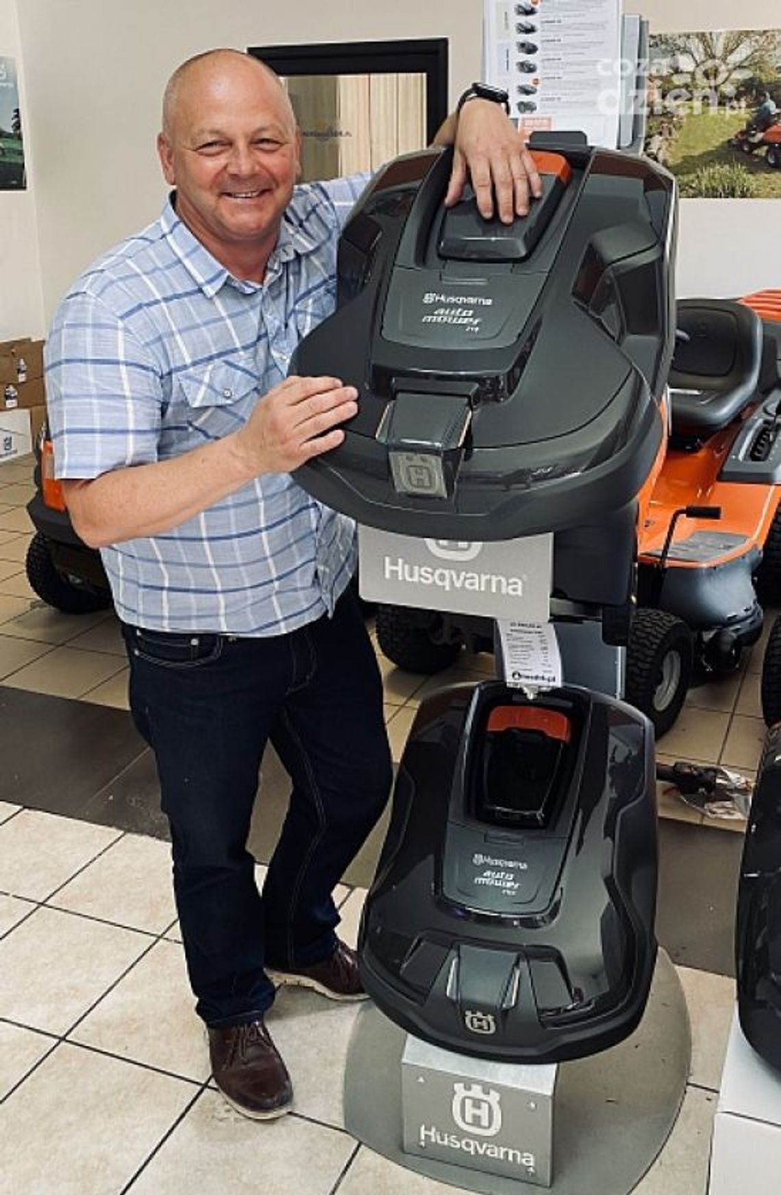 Roboty wyjeżdżają na trawniki