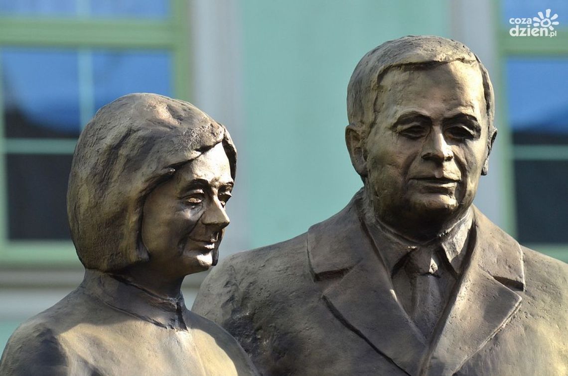 Rocznica katastrofy pod Smoleńskiem. Obchody Rocznica katastrofy pod Smoleńskiem. Obchody