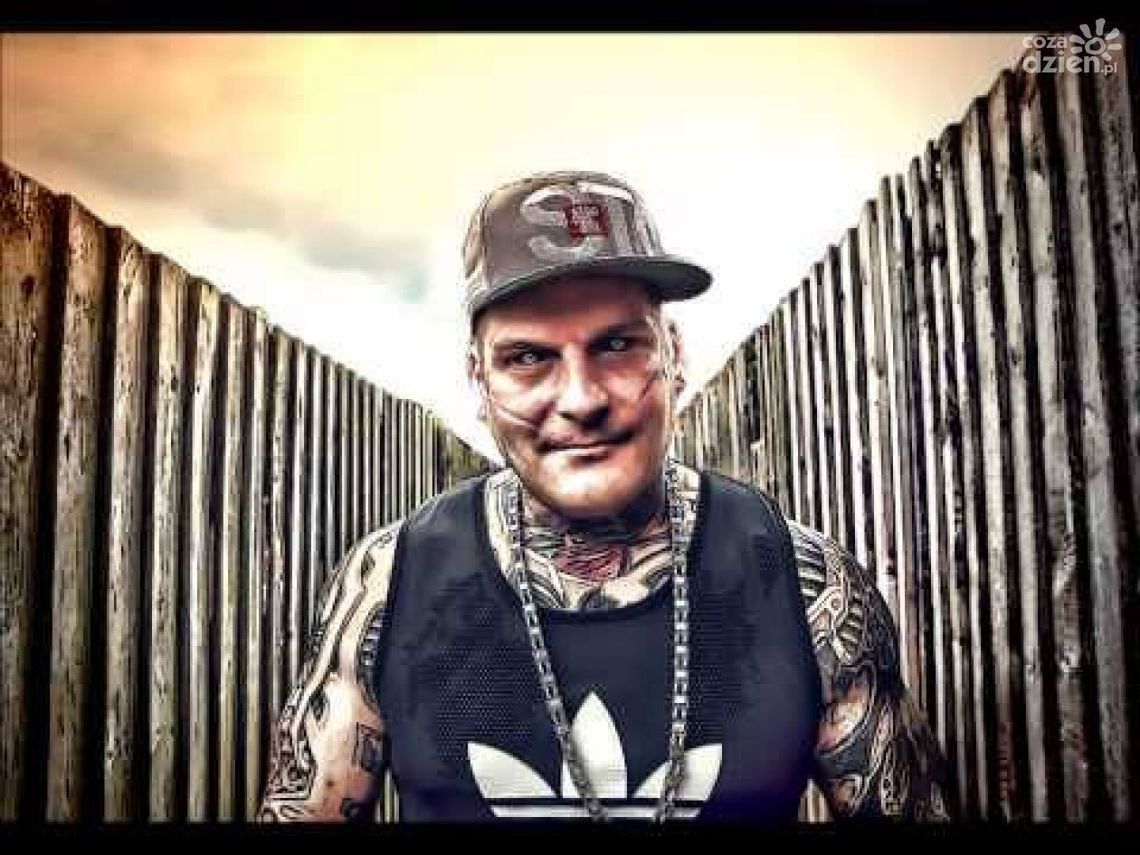 RODOWICZ NAGRA PIOSENKĘ Z POPKIEM?