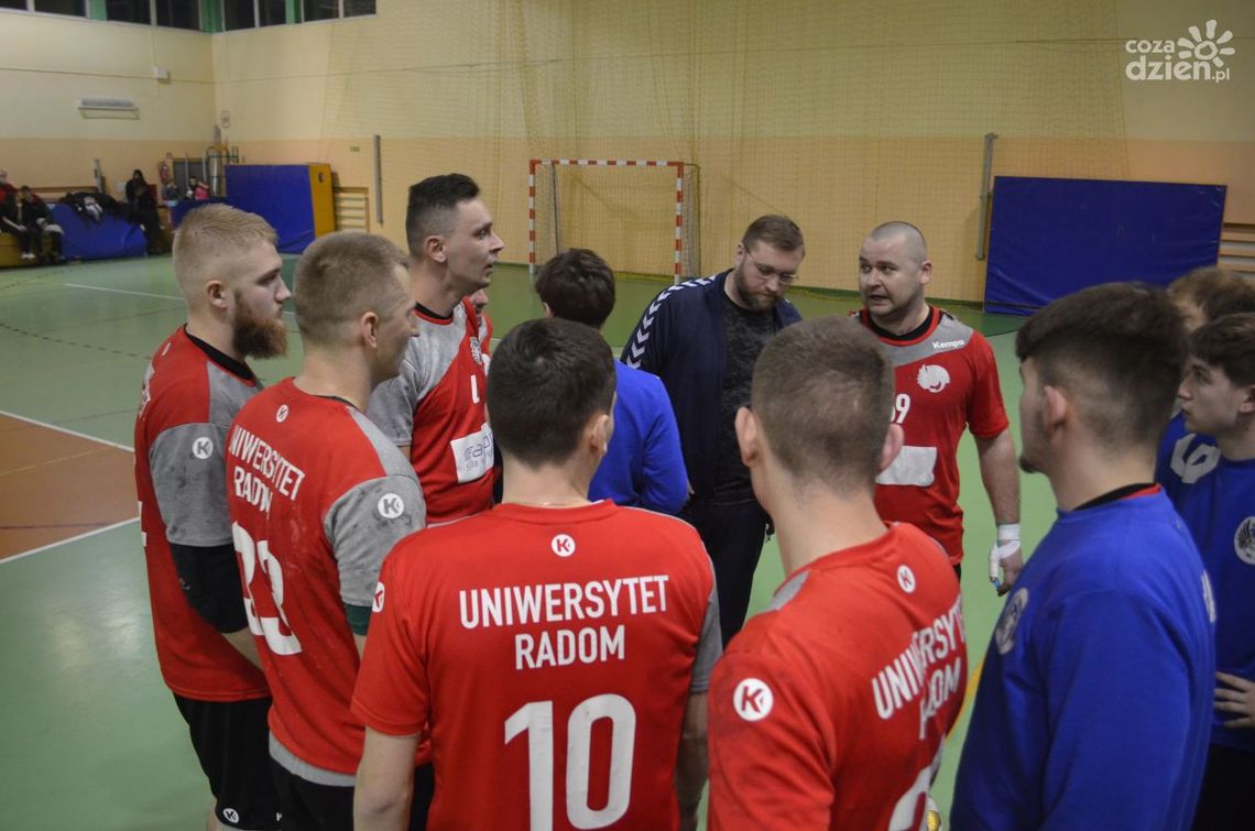 Rojek zapewnił liderowi zwycięstwo. Uniwersytet pokonał Olimpię Rojek zapewnił liderowi zwycięstwo. Uniwersytet pokonał Olimpię