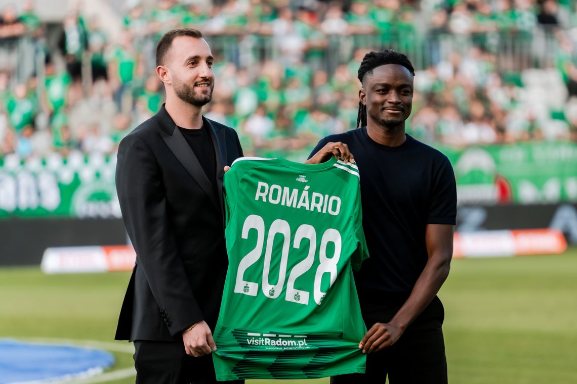 Romário Baró nowym zawodnikiem Radomiaka Radom - hit transferowy z udziałem Zielonych!