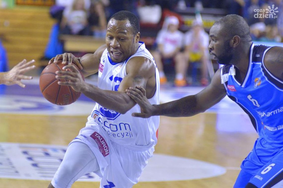 Rosa chce obronić własną halę i wspomoże WOŚP