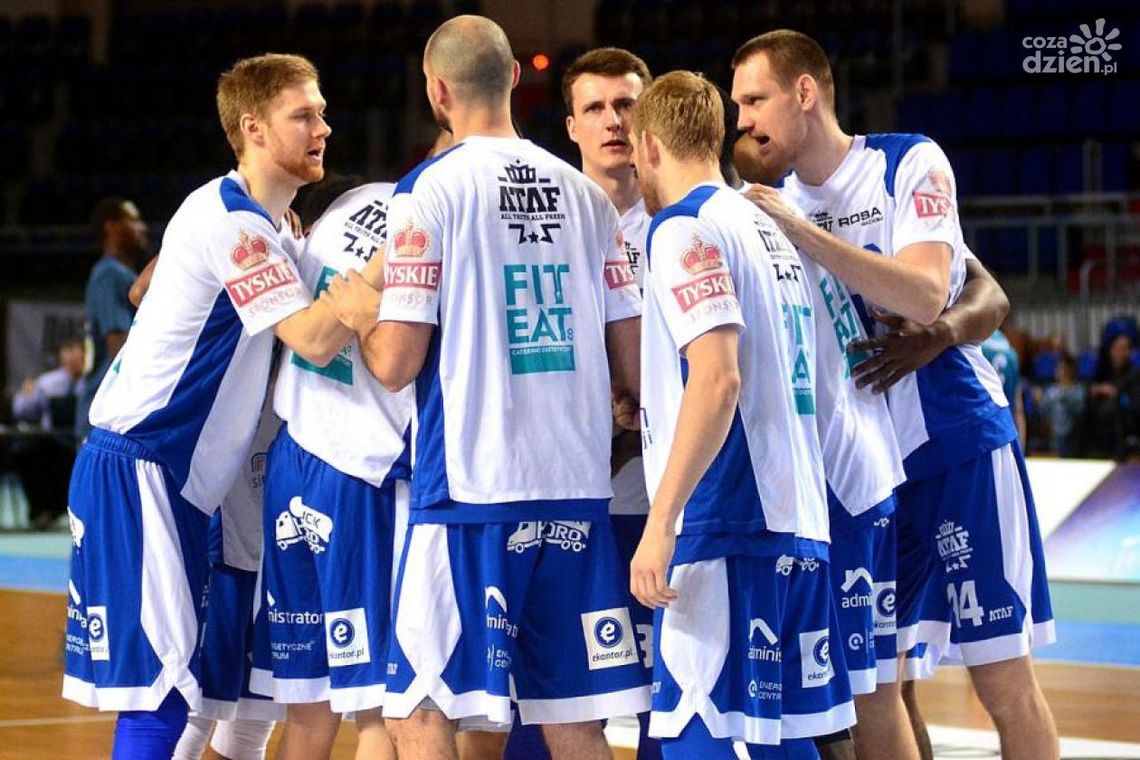 ROSA gra mecz o wszystko! ROSA gra mecz o wszystko!