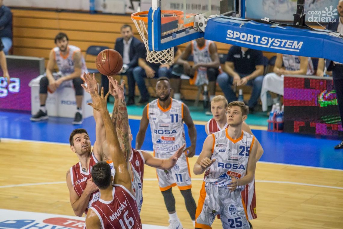 ROSA powalczyła z mistrzem ROSA powalczyła z mistrzem