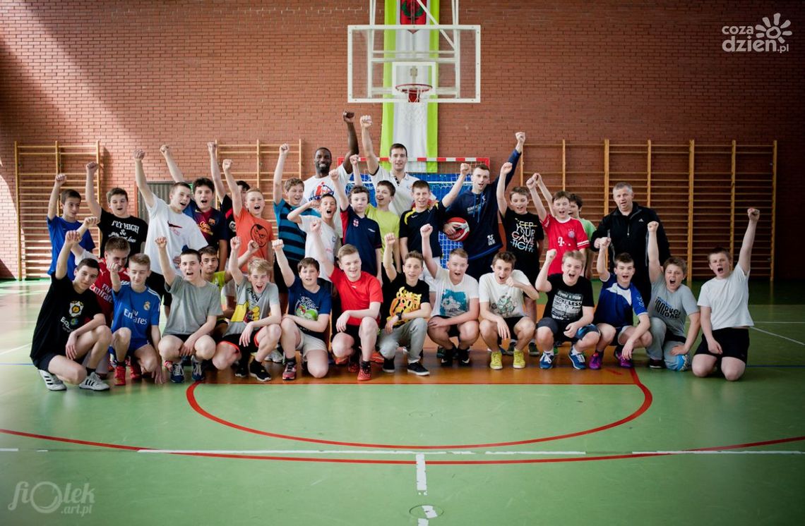 Rosa propagowała koszykówkę w Pionkach Rosa propagowała koszykówkę w Pionkach