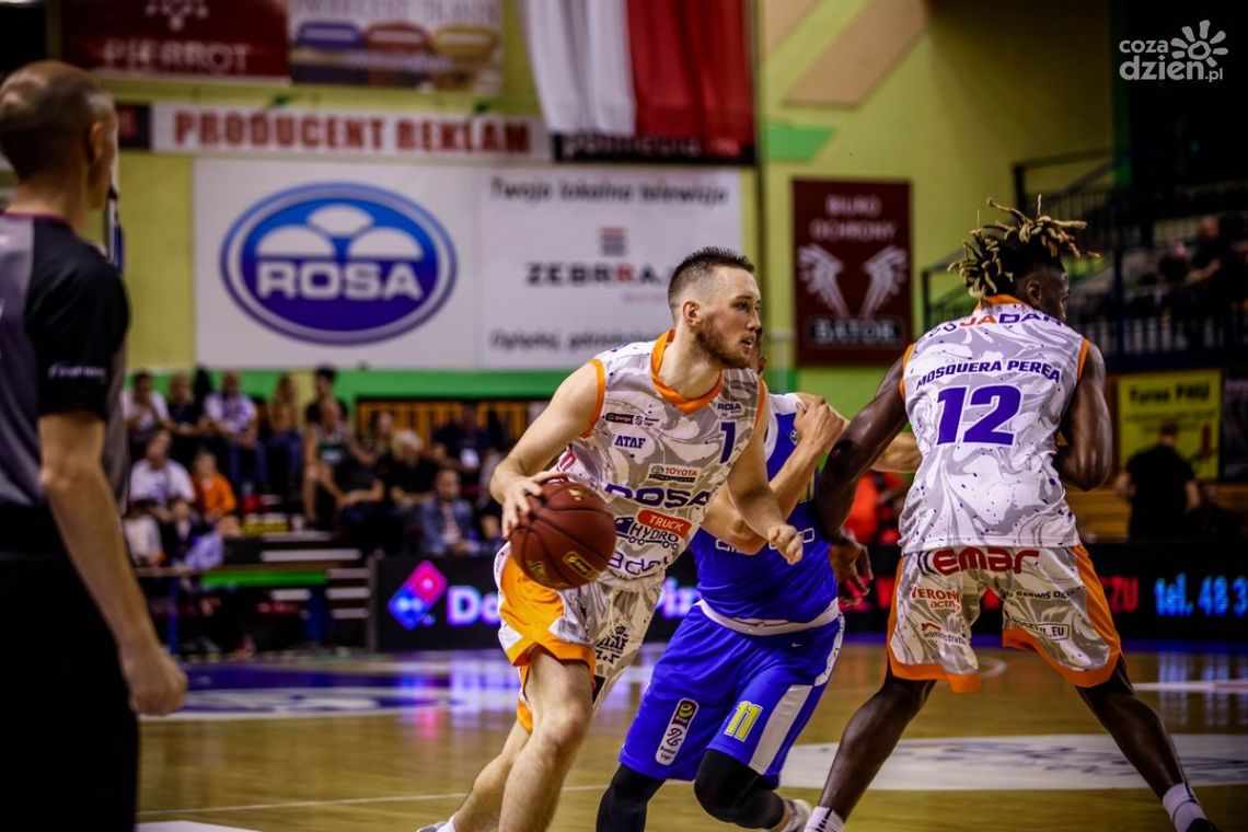 ROSA zagra z Wilkami z północy ROSA zagra z Wilkami z północy