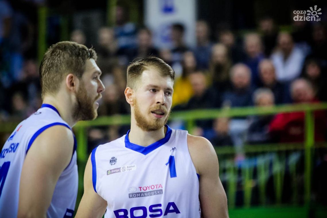 "Rottweilery" pogryzły ROSĘ "Rottweilery" pogryzły ROSĘ