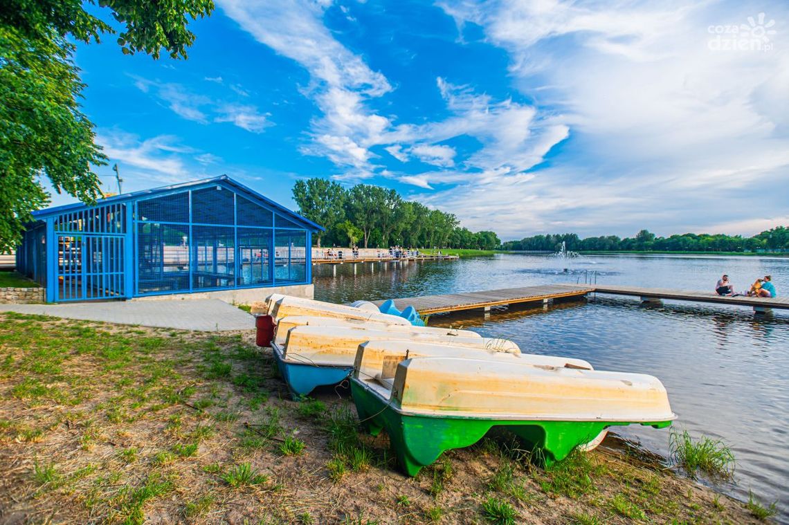 Rowerkiem po zalewie na Borkach? Jeszcze nie