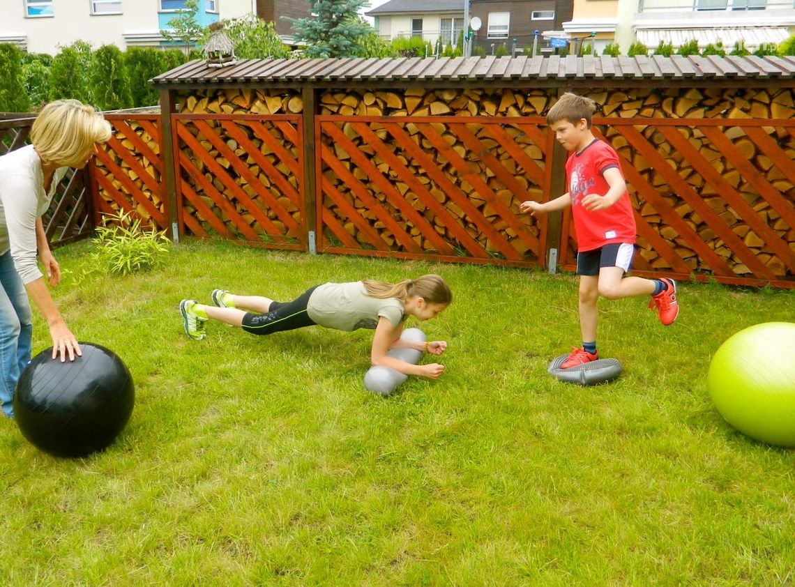 Równowaga dla dzieci nie tylko z Fitball