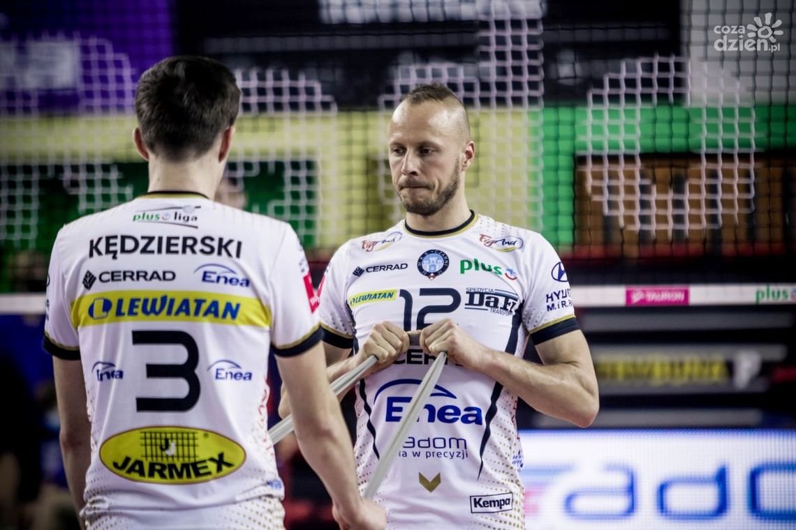 Rozgrywający Bartosz Zrajkowski odchodzi z Cerradu Enei Czarnych