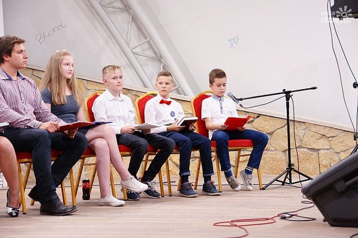 Rozgrzewka przed Narodowym Czytaniem (VIDEO)