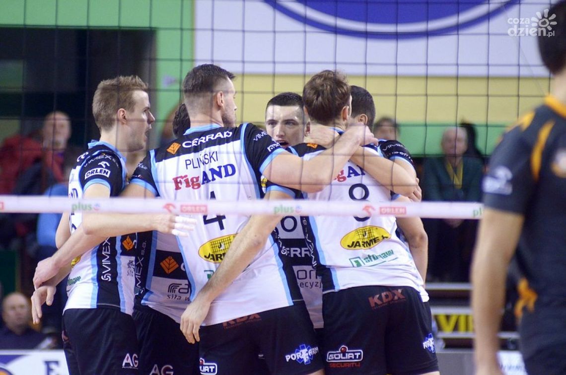 Rozpędzeni Czarni w środę zagrają z ZAKSĄ Rozpędzeni Czarni w środę zagrają z ZAKSĄ