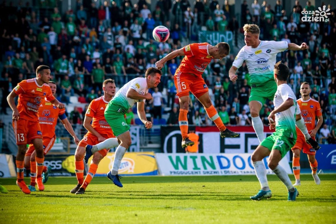 Rozpędzone Słonie na drodze piłkarzy Radomiaka