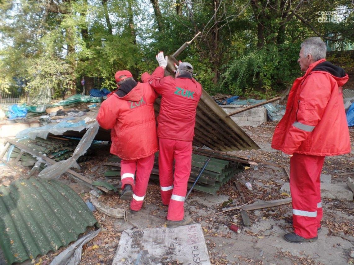 Rozpoczęto porządkowanie terenów pod budowę hali Rozpoczęto porządkowanie terenów pod budowę hali