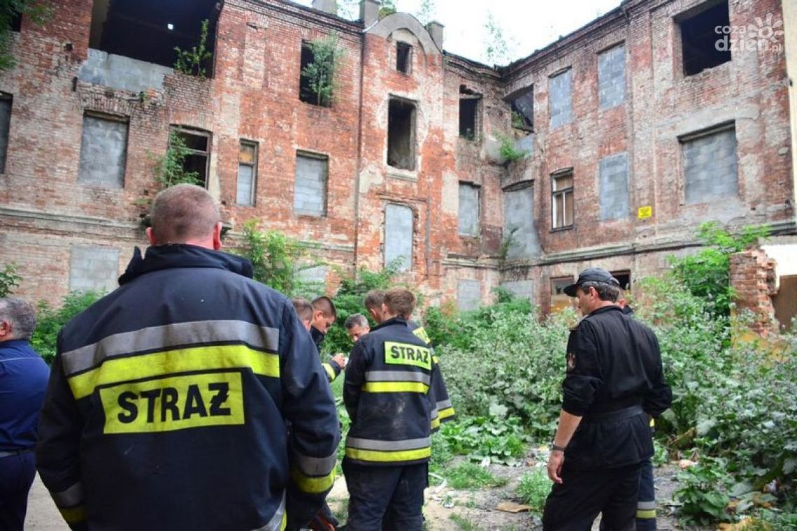 Runął dach przy Żeromskiego! (AKTUALIZACJA)