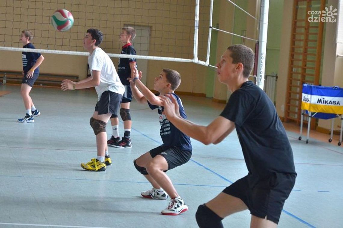 Rusza Akademia Siatkówki Rusza Akademia Siatkówki