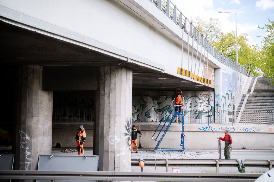 Rusza remont wiaduktu nad al. Grzecznarowskiego - będą utrudnienia