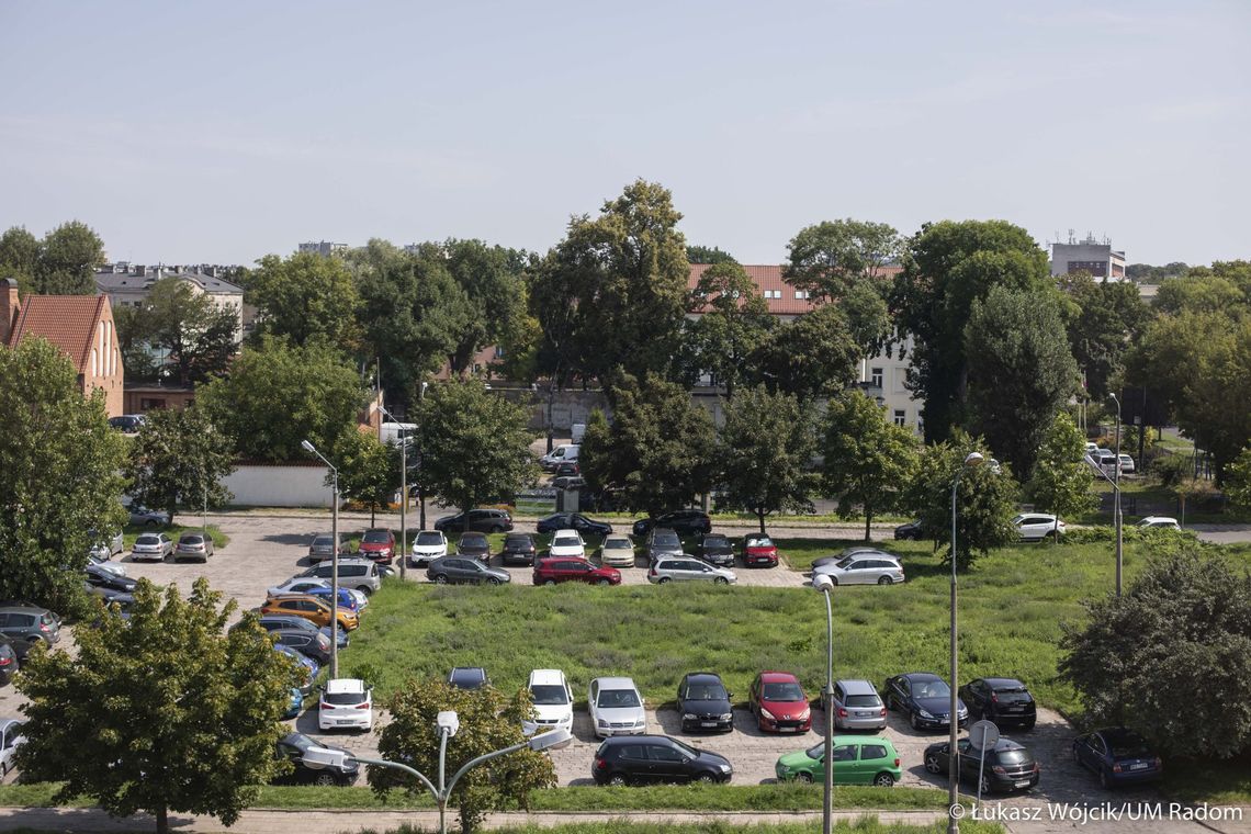 Ruszył przetarg na remont parkingu przed RSS