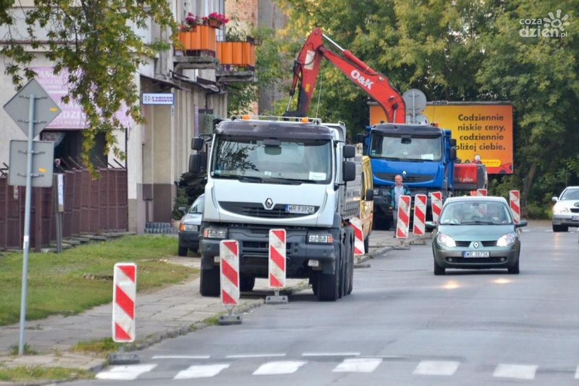 Ruszył remont ulicy Podwalnej. Utrudnienia w ruchu Ruszył remont ulicy Podwalnej. Utrudnienia w ruchu
