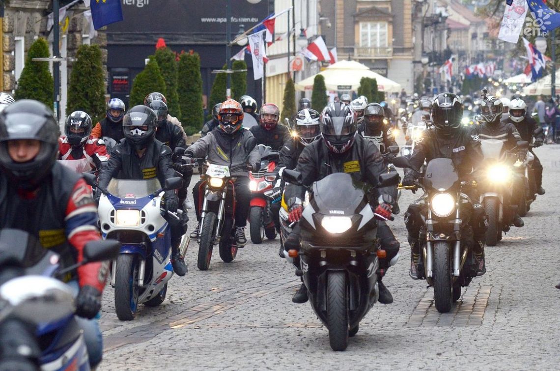 Ryk silników na radomskim deptaku