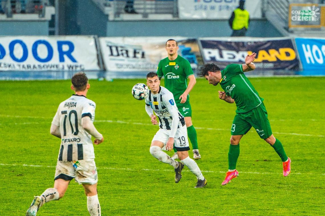 Rywale Radomiaka odrobili zaległości. Lider stracił punkty