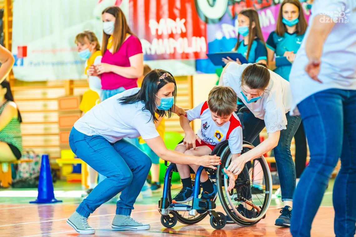 Rywalizacją przełamują bariery  