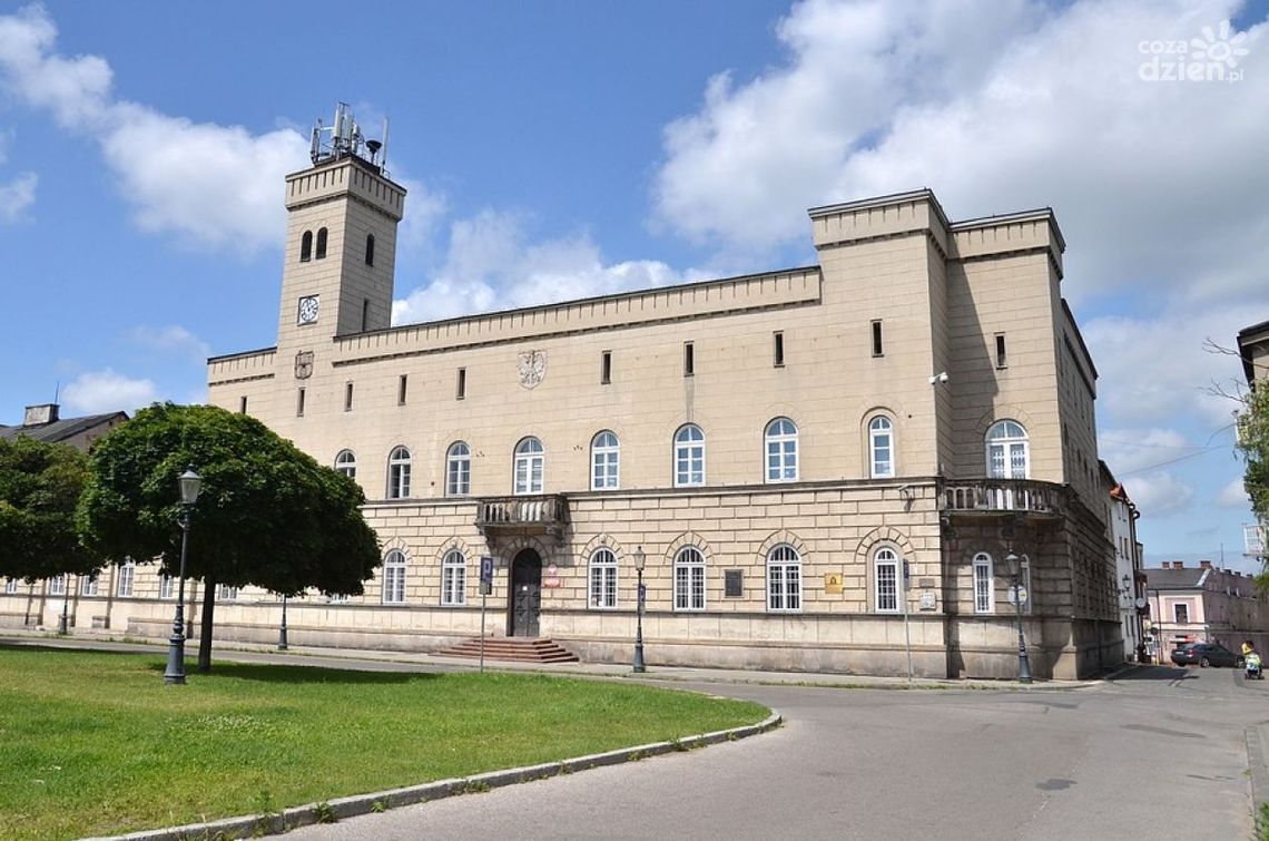 Są chętni by odnowić ratusz