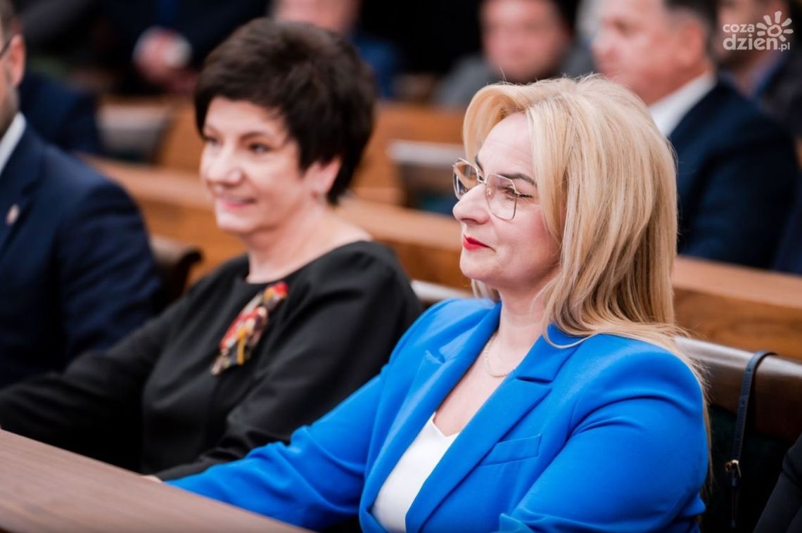 Sąd uchylił decyzję wojewody ws. mandatu Agnieszki Stolarczyk