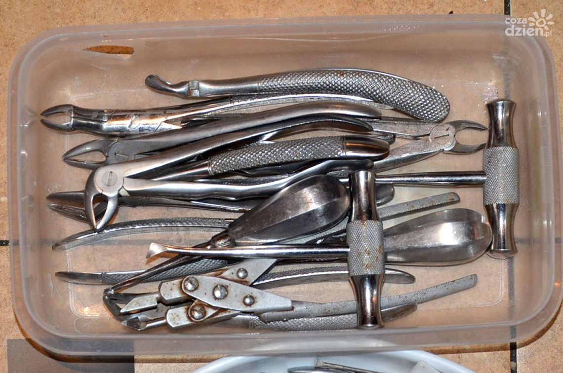 Samozwańczy dentysta pracował zardzewiałymi narzędziami