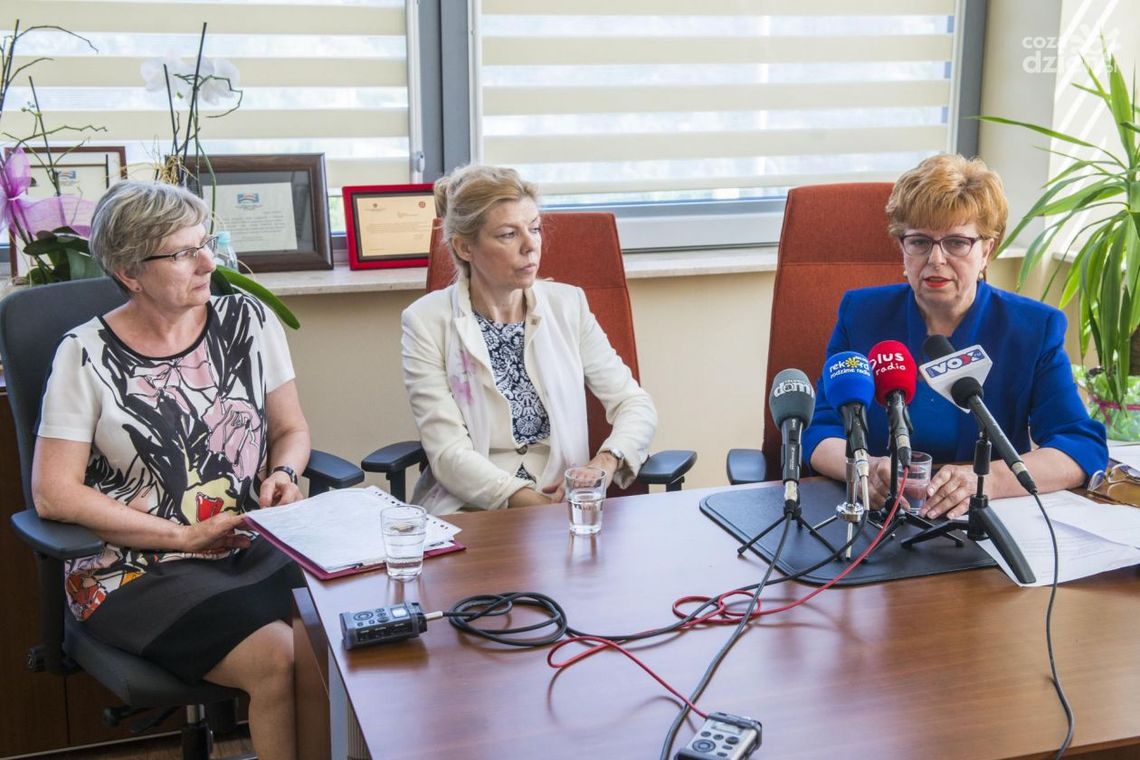 Sanepid ostrzega! Coraz więcej zatrutych dopalaczami