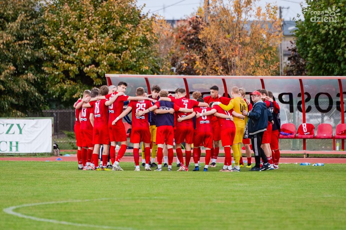 Sensacyjny triumf Pilicy z liderem, remis Broni Sensacyjny triumf Pilicy z liderem, remis Broni
