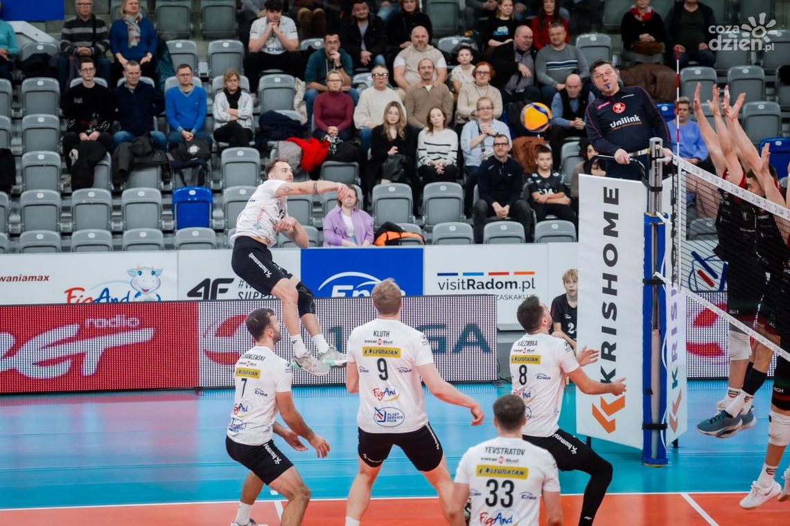 Seria trwa! Dziewiąty z rzędu triumf Czarnych Radom