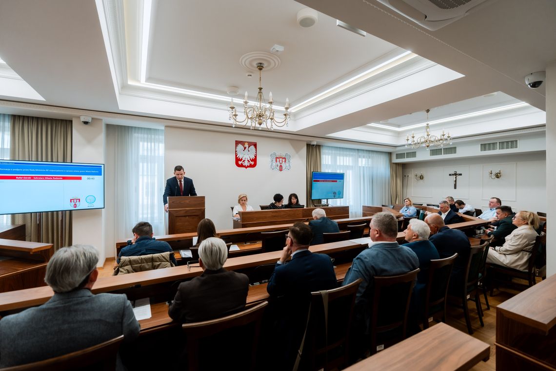 Sesja Rady Miejskiej w Radomiu. Oglądaj na żywo