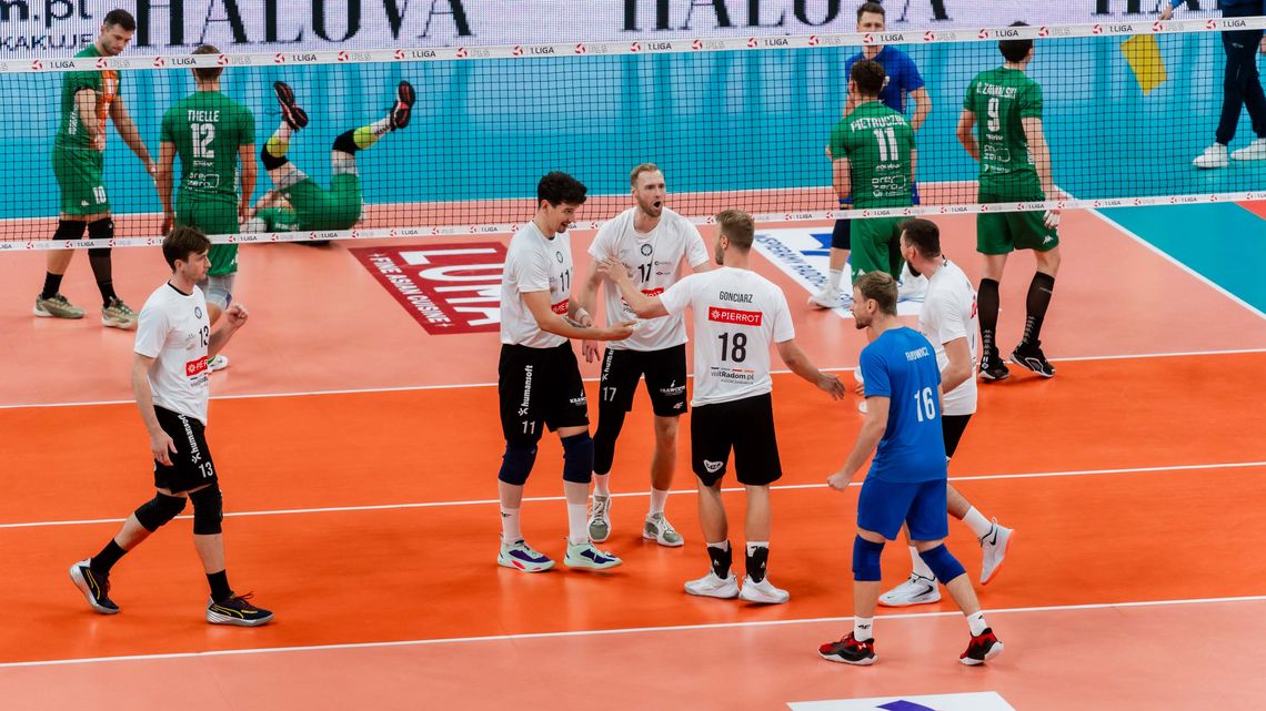 Siatkarze Pierrota Czarnych Radom w drużynie 4. kolejki PLS 1. Ligi Siatkarze Pierrota Czarnych Radom w drużynie 4. kolejki PLS 1. Ligi