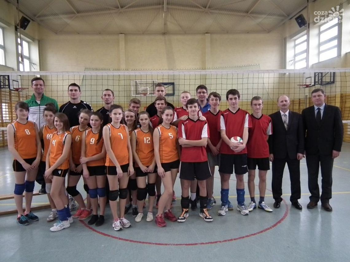 Siatkarze spełnili marzenie uczniów w Parznicach