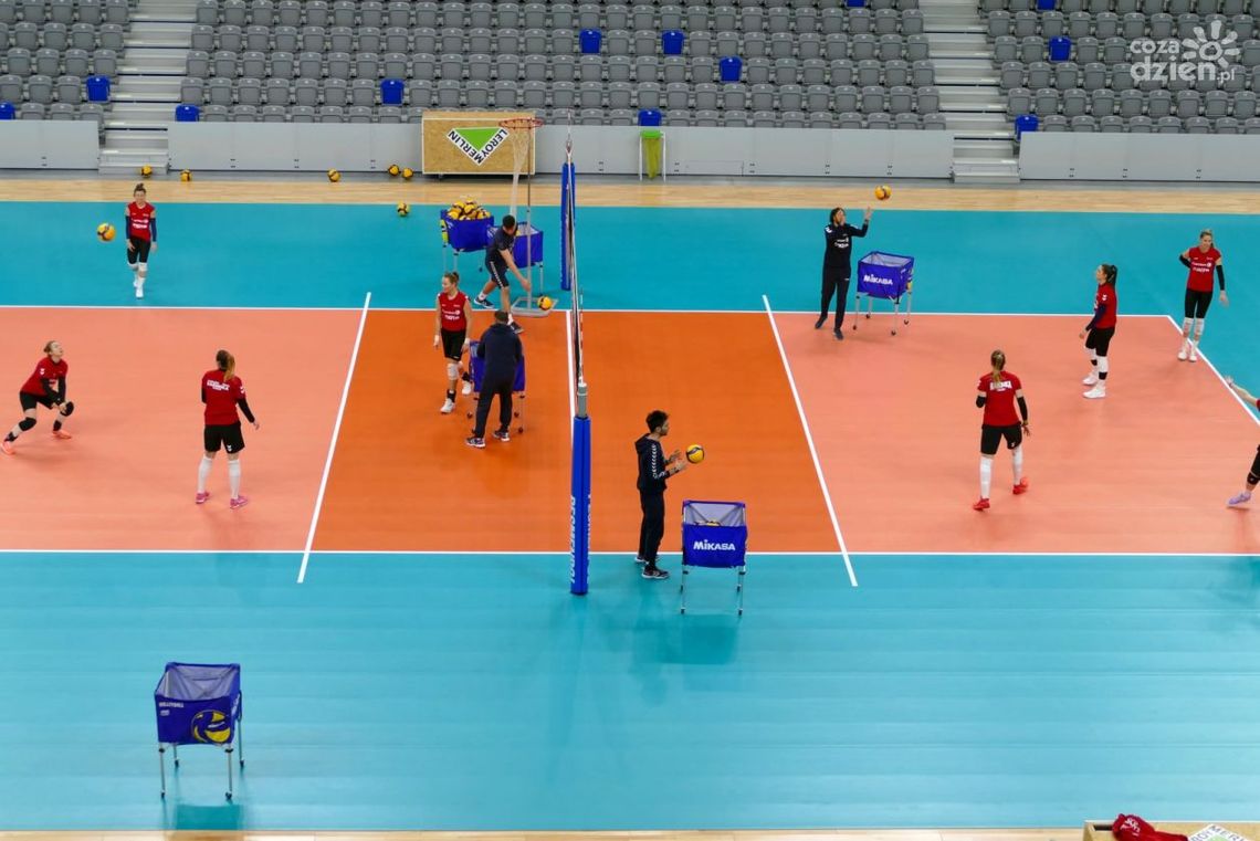 Siatkówka zagości w Radomskim Centrum Sportu. Radomka podejmie Uni Opole. Siatkówka zagości w Radomskim Centrum Sportu. Radomka podejmie Uni Opole.