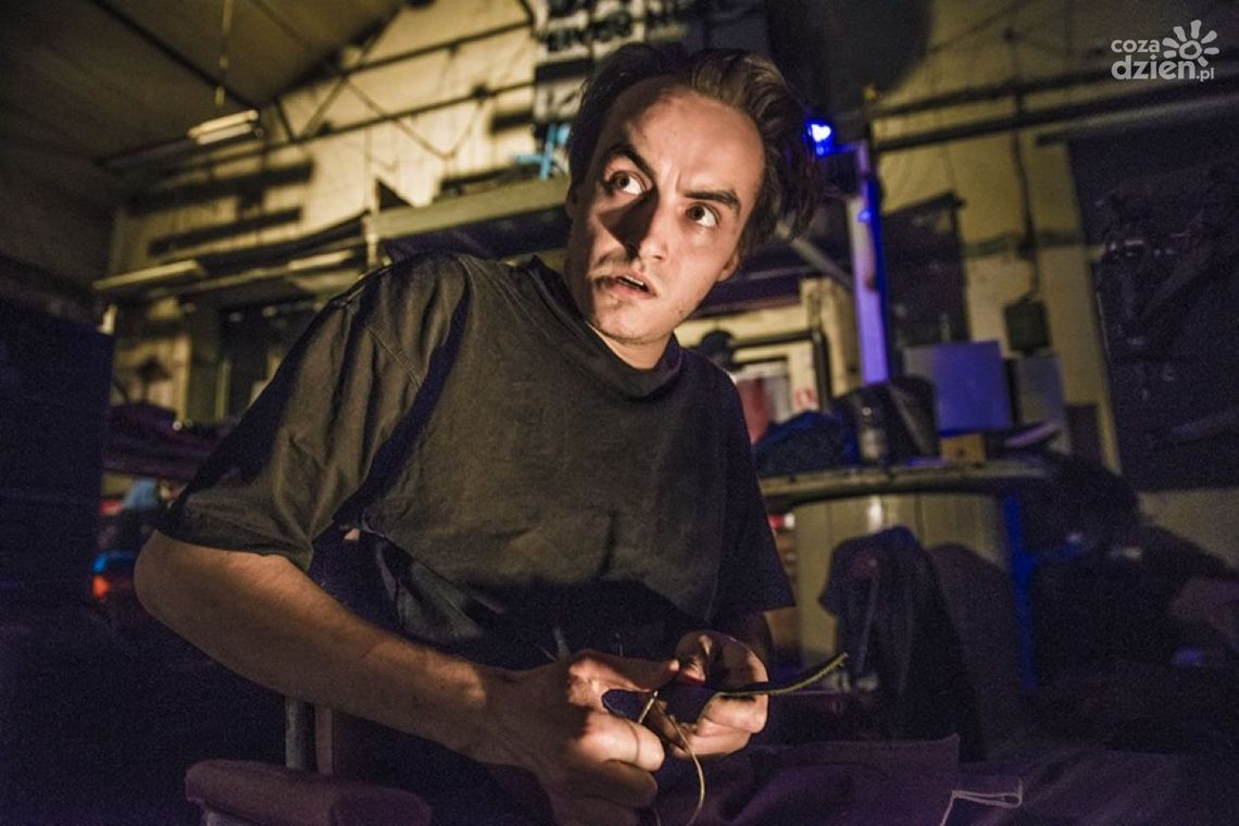 Skandale i wyróżnienia "Powszechnego" Skandale i wyróżnienia "Powszechnego"