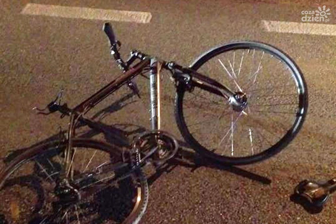 SKARYSZEW. Nocne potrącenie rowerzysty SKARYSZEW. Nocne potrącenie rowerzysty