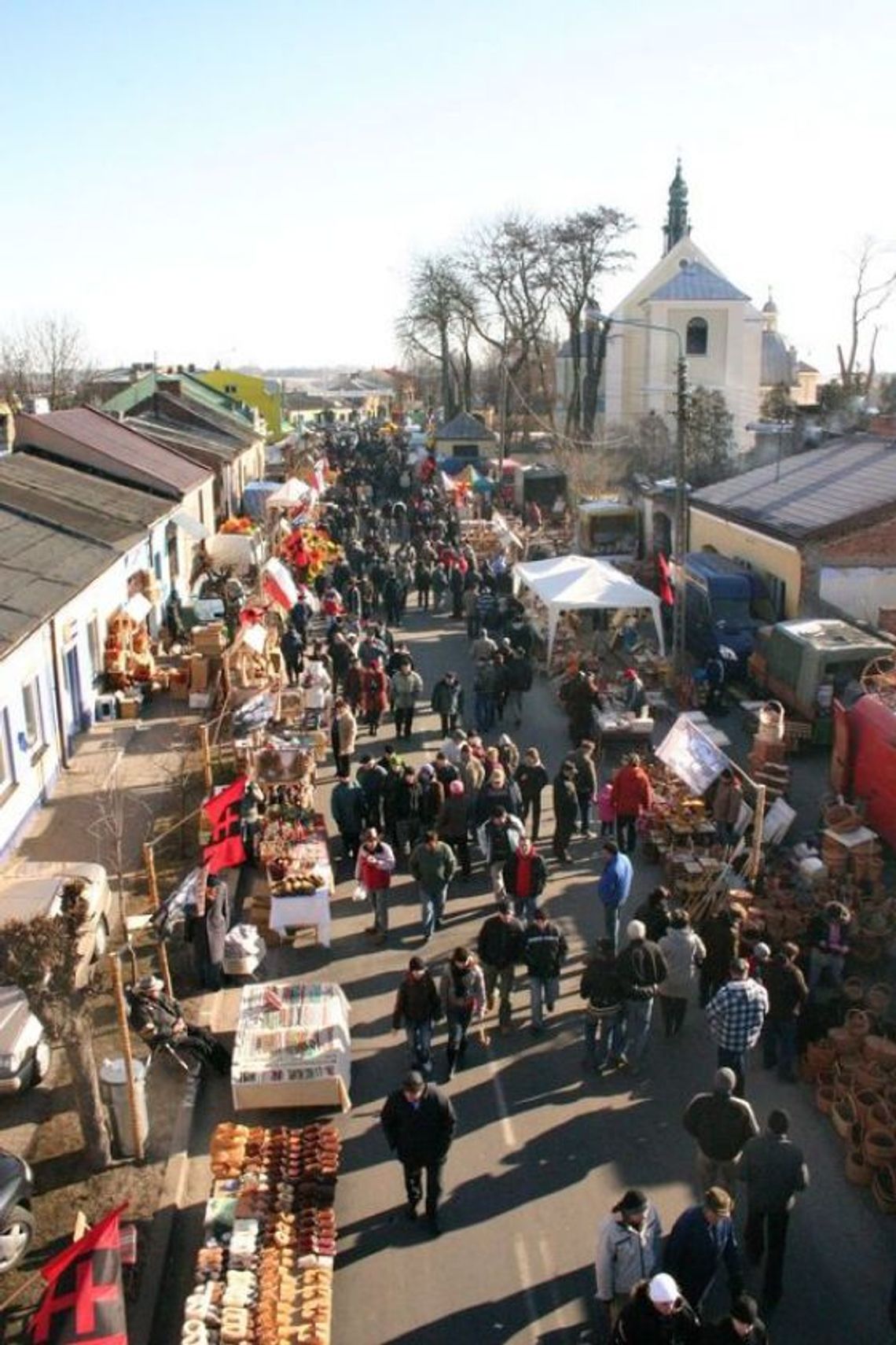 Skaryszew. Obostrzenia sanitarne obowiązujące na targowisku miejskim Skaryszew. Obostrzenia sanitarne obowiązujące na targowisku miejskim