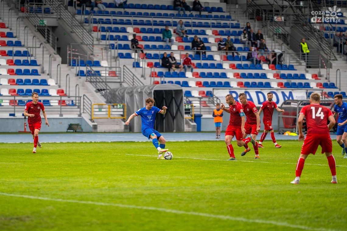 Skrzydłowy Broni Radom trafił do 2.ligowca