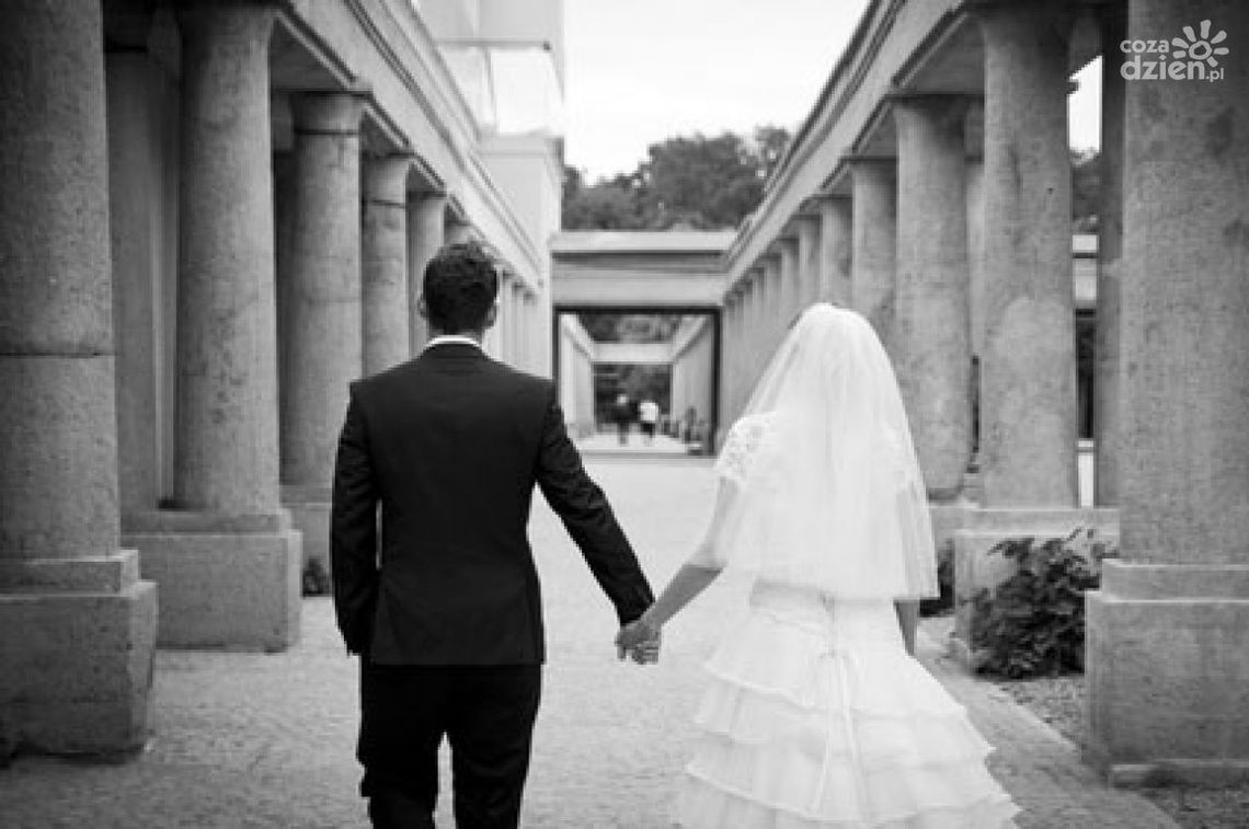 Ślub z cudzoziemcem-formalności i koszty.