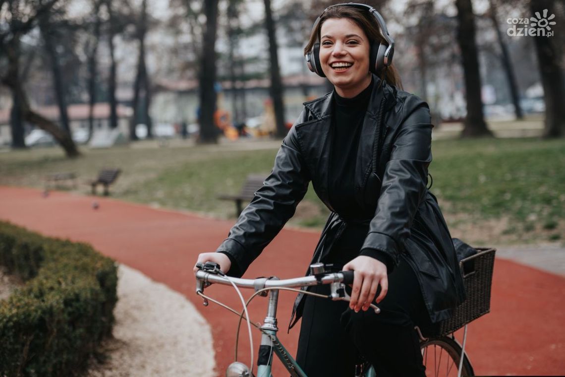 Słuchawki do biegania, siłowni i na rower: jak wybrać idealny model? Słuchawki do biegania, siłowni i na rower: jak wybrać idealny model?