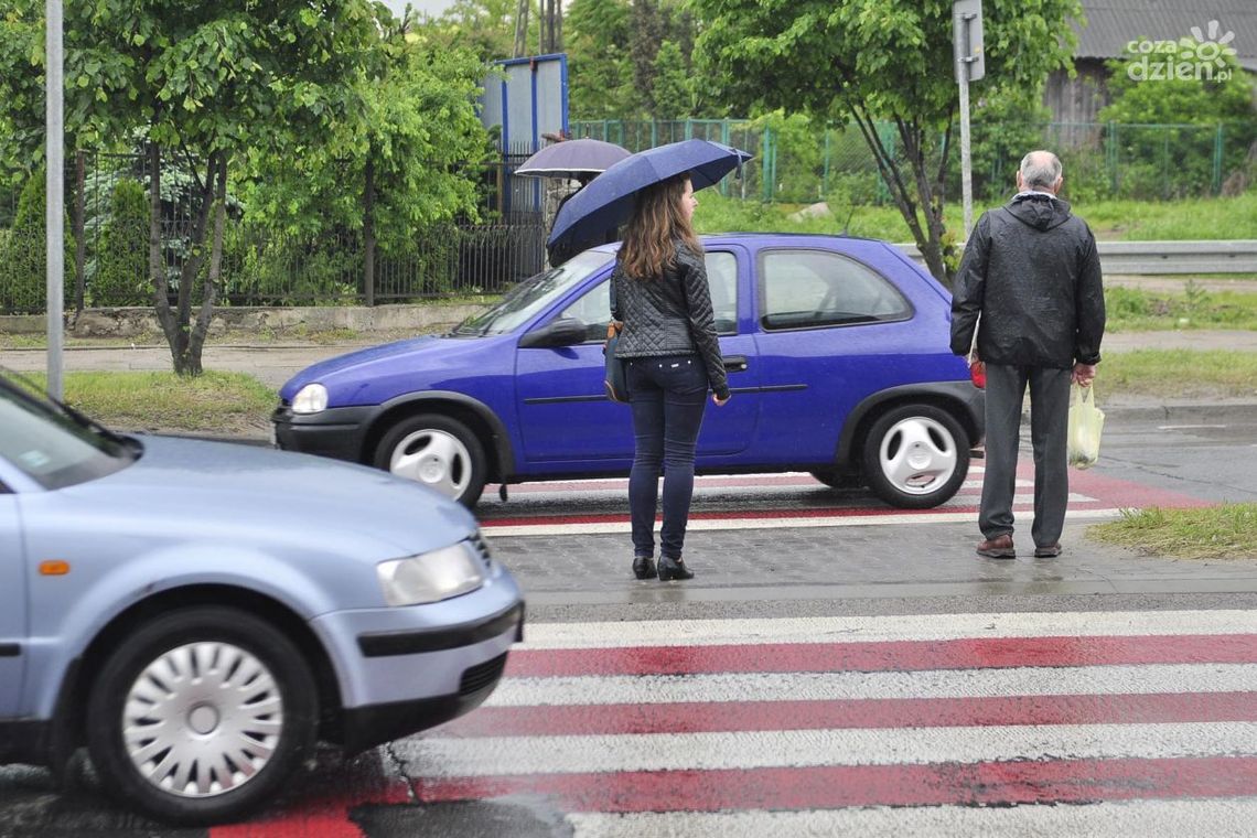 Śmiertelnie niebezpieczne przejście na ulicy Wierzbickiej! Śmiertelnie niebezpieczne przejście na ulicy Wierzbickiej!