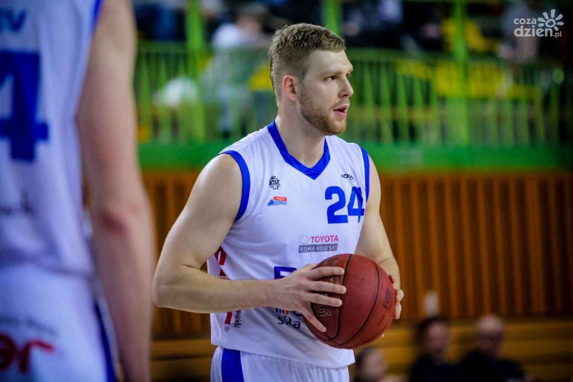 "Smoki" chcą zdobyć twierdzę Toruń "Smoki" chcą zdobyć twierdzę Toruń