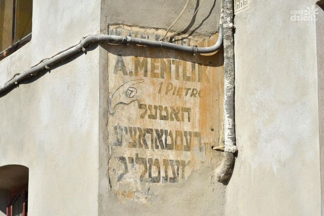 Spacerkiem po historii: hebrajskie napisy przetrwają?