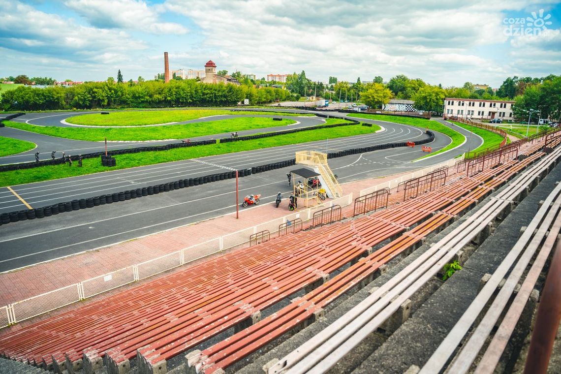 Spacerkiem po mieście: Automobilklub Radomski