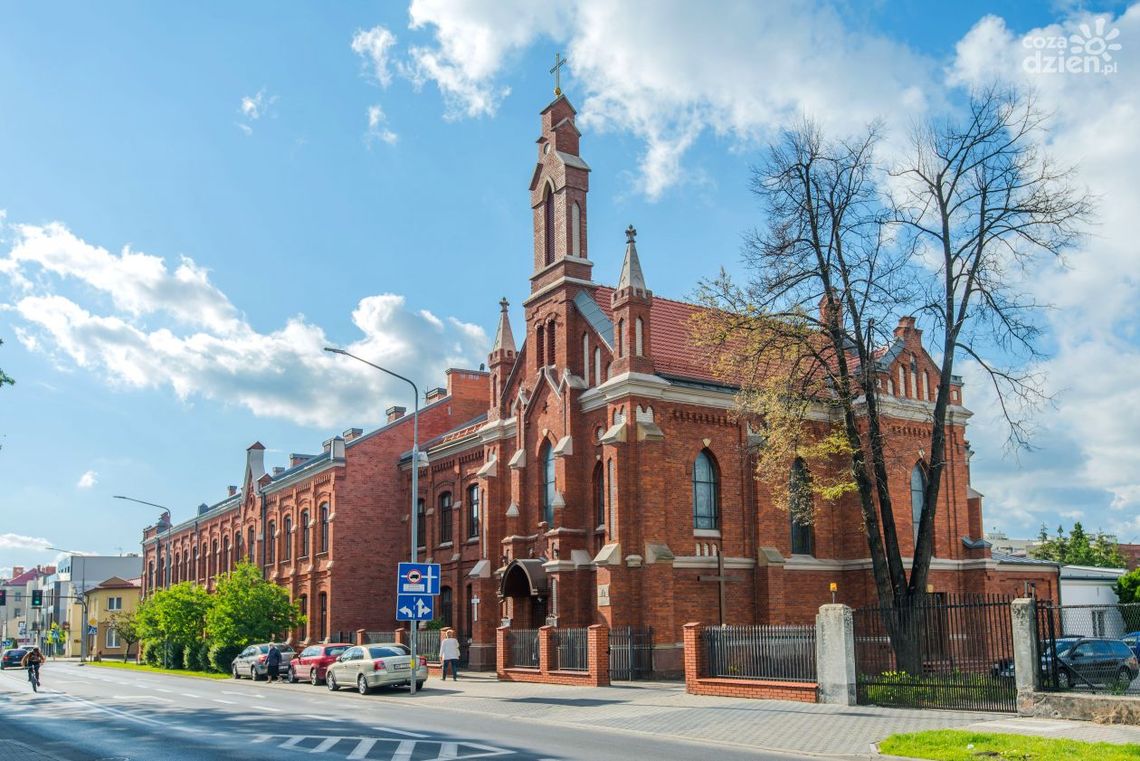 Spacerkiem po mieście: Dom Pracy św. Rodziny (zdjęcia)