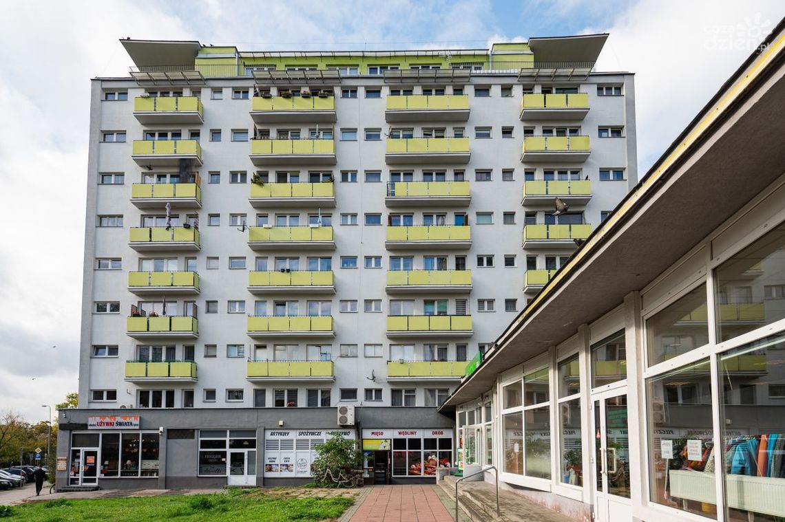 Spacerkiem po mieście: Krawiecko-Kuśnierska Spółdzielnia Pracy. Dom Mody „Radomis” Spacerkiem po mieście: Krawiecko-Kuśnierska Spółdzielnia Pracy. Dom Mody „Radomis”