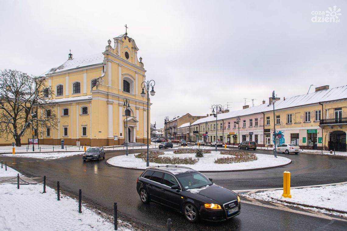 Spacerkiem po mieście: Plac Kazimierza Wielkiego