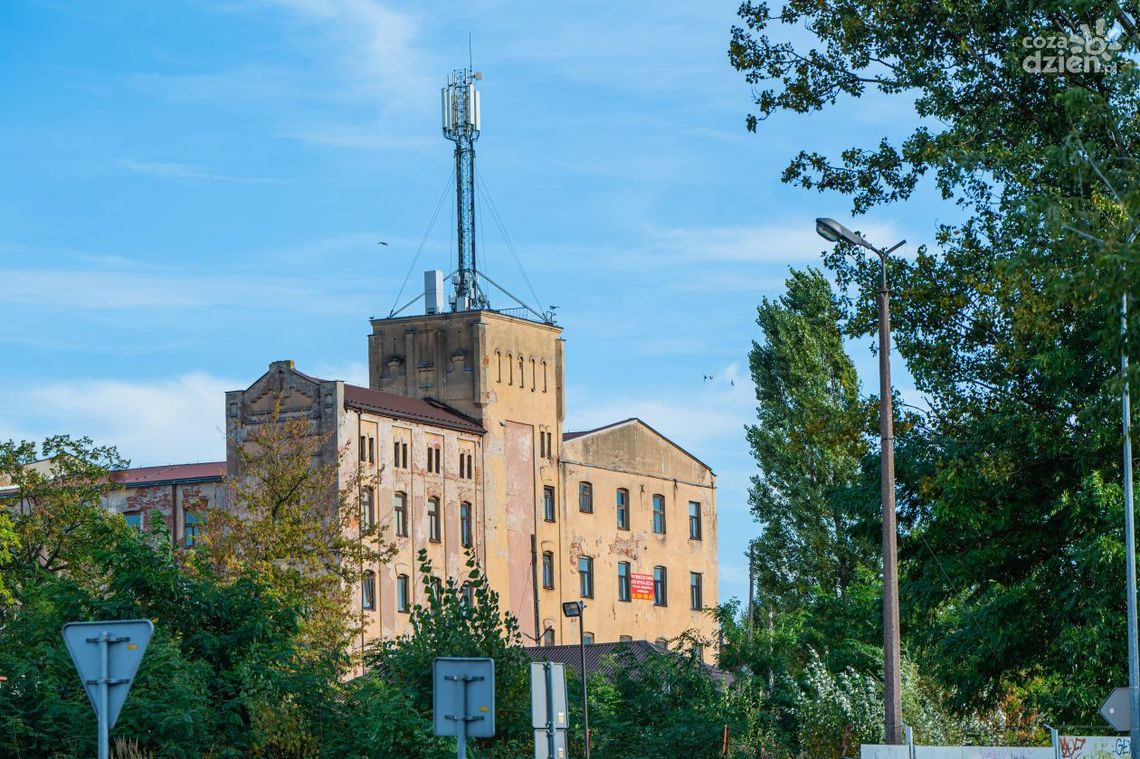Spacerkiem po mieście: Polska Spółka Obuwia "Bata" SA, oddział w Radomiu